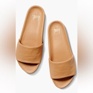 NEW * beek Gallito Slide Sandal (Honey, size 7)